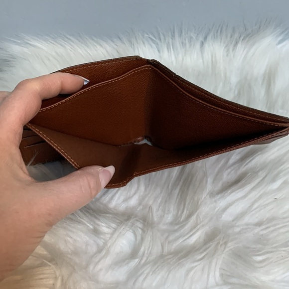 2001 authentic Louis Vuitton men’s billfold wallet - Picture 13 of 17